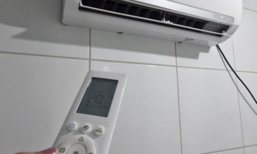 Vamos falar um pouco sobre a importância do Monitoramento da Qualidade do ar em ambientes climatizados e atualizações da legislação? Vamos falar um pouco sobre a importância do Monitoramento da Qualidade do ar em ambientes climatizados e atualizações da legislação?